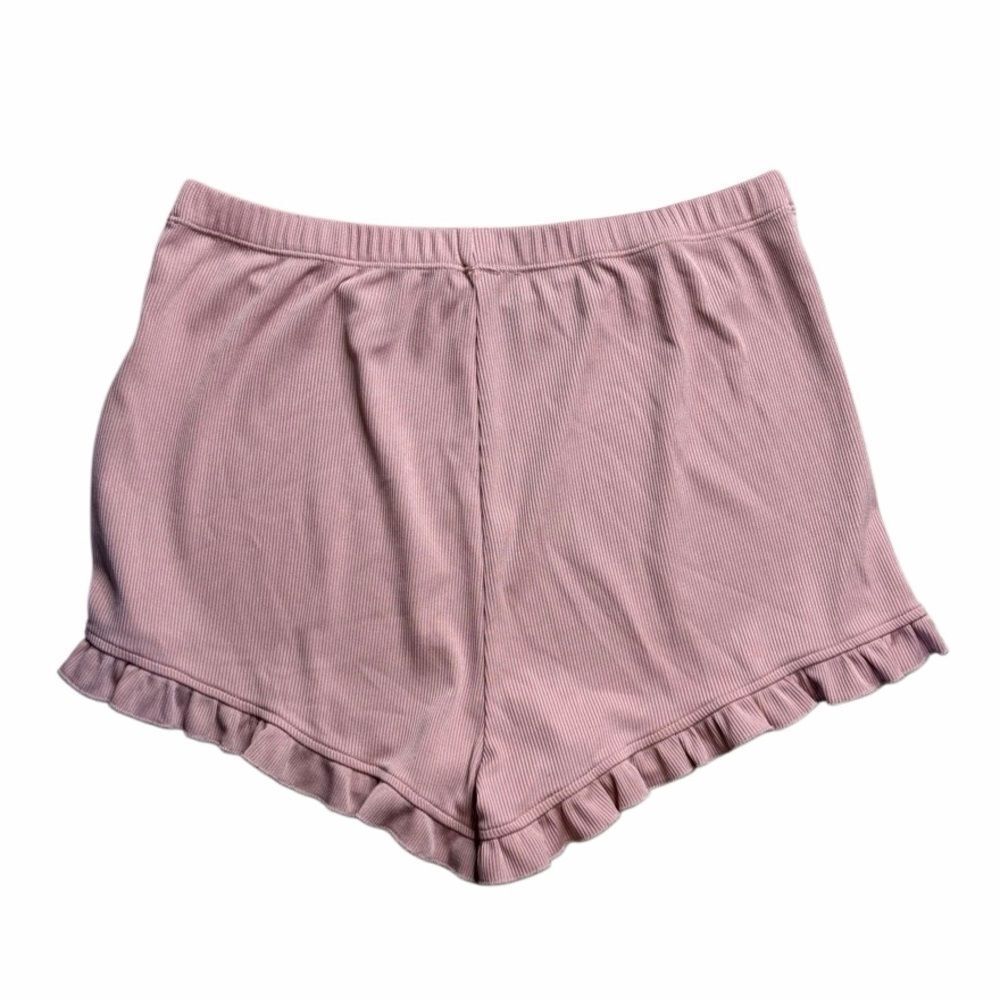 Textured Mauve Ruffled Shorts Size medium - Picture 2 of 4